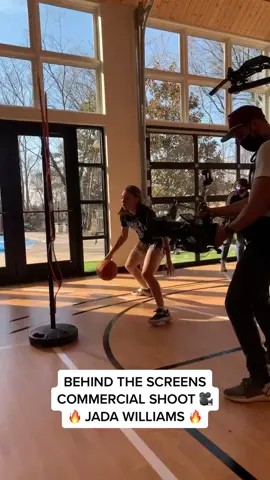 BEHIND THE SCREENS COMMERCIAL SHOOT 🎥 🔥 JADA WILLIAMS 🔥  #GrindHouseBasketball #iTrainWithMarcusWalker #basketball #basketballtiktok #basketballtraining #fyp #handles #commercial #jadawilliams 