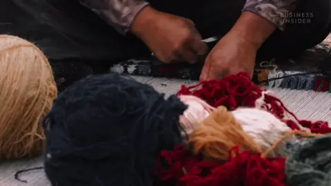 Watch the incredible artistry and skill that goes into creating a one-of-a-kind Persian rug  #persianrugmaking #behindthescenes #traditionalskills #handmademasterpiece #artistryinmotion #culturaltreasure 