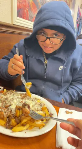 Her food looked so good not to steal ☺️ #food #funny #thatlook #chichi #asadafries #yummy #vamos #mexican #fyp #LoveIsLove #steal #blessed 