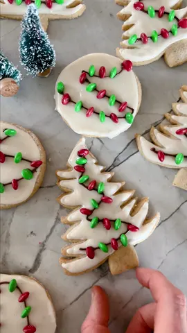 Tree light cookies 🎄 #vanillabean #christmas #lights #cookies #christmastreats #happyholidays #foodtokers 
