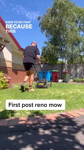First post reno mow of the front lawn! 🔥  Getting there day by day, the kikuyu is gradually spreading and filling in ✅ #lawntok #lawncare #lawnsoftiktok #lawnmower #lawnrenovation 