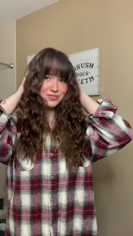 every few months when I remember heatless waves from French braids exist 😌 #fyp #foryou #hair #heatlesswaves #heatless #frenchbraids #frenchbraidwaves #hairtok #healthyhair #sahmlife #MomsofTikTok 