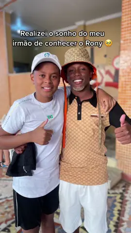 Nunca vi esse garoto chorar tanto kkkkkkkk #irmaos #irmaosdutra  @Kbuloso 😈 