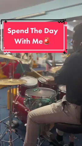 Let’s take a look at what my Sundays consist off every weekend.  Facial products from the best @The Outset 