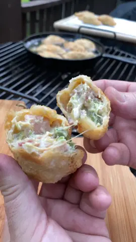 Jalapeño Popper empanadas 🇦🇷♥️🇺🇸#alfrugoni #openfiregrills #openfirecooking #asado #empanadas #empanadaargentina 