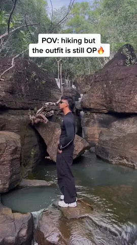 Hiking but make it fashion #gorpcore #mensfashion #photoideas #mensoutift 