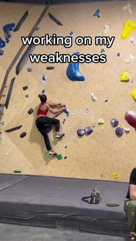 I plan to flag my right foot & really step up next time! #fyp #bouldering #climbing #viral 
