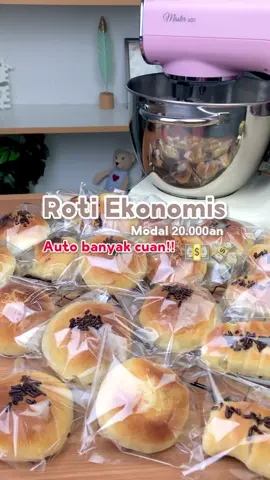 Modal 20.000an hasil jadi sebanyak ini, kalau kita mau usaha pasti banjir uang, salut banget sama tetanggaku yg jualan ini, dari usaha roti kecil-kecilan sekarang malah berkembang pesat😍 emang rezeki ga ada yg tau ya, mana tau kesuksesannya bisa nular juga😍 @Oxone #menuviral #kulinerhits #tiapharimasak #serunyakuliner #idejualan