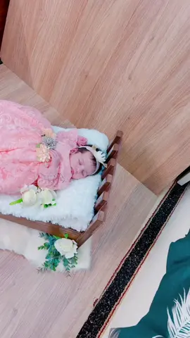 دلع بنوته دلع #بنتي_حبيبت_امها😻💕 #تصوير_اطفال_حديثي_الولاده 