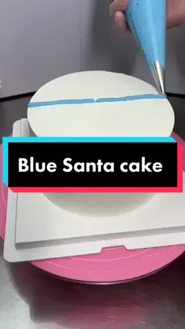 I like this blue Santa cake,it looks so cute 🎅🏻🥰🥰#christmascake #santacake #cakedesignideas #creamcake #cakedecorate 