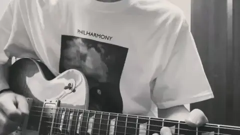 kalau ada yg lebih indah dari kamu, mungkin itu melodynya dont lock backing anger#oasis #oasisdontlockbackinanger #fyp #sulawesi 