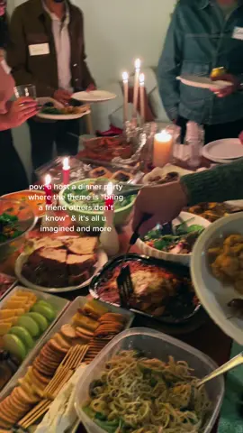 such a fun night🥰can’t believe 45 people fit in my apartment🙏🏼#dinnerpartyideas #potluckdinner #bringafriendwithyou #dinnerpartyfun 