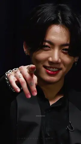 #jungkook #jungkookbts #viral #fyp (cr gifs: jung-koook on tumblr)