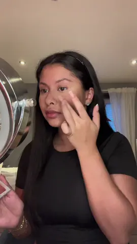 lilll makeup never hurts
