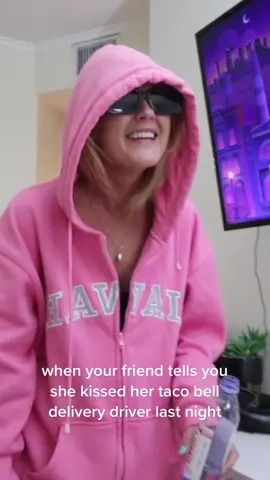 clip from my Halloween vlog that I unfortunately uploaded only the other day LOLLLLL