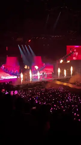 @bp_tiktok 🖤💗#Blackpink #bornpinkworldtour #bornpinkblackpink #bornpinkparis #blink 