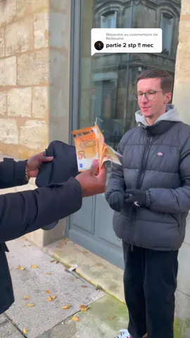 Réponse à @Redouane t’aurais réagi comment toi ? 😂 #larisengone #experiencesociale #microtrottoir #micro_trottoir #ptdrr #desbarres #drole 