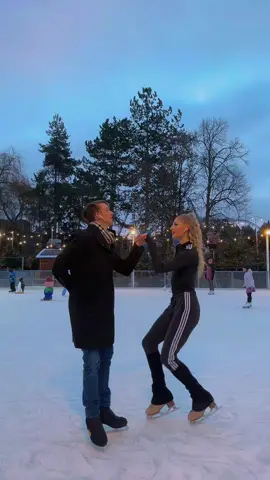 This was harder than it looked 🤣 #christmas #snowman #dance #IceSkating #icerink #figureskaters #iceskater #merrychristmas #winter 