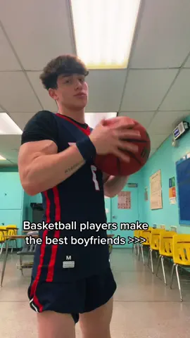 Need me a lil cheerleader 😚#fypシ #foryoupage #basketball #basketballboys #athlete #sports #boyfriend #girlfriend #hooper #trending #viral 