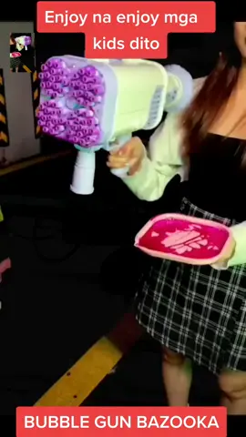 Perfect na laruin ng mga kids ngayong christmas at new year itong bubble gun.  #bubblegun #bubbles #kidstoy #bubblemachinegun #fyp #foryou #trendingtodayph #mustbuy #millionviews #tiktoker #ShareTheJOYice 