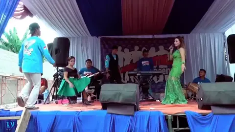 _-Daun Puspa / Slow bener jogetnya si Bonde ... 🔥🤪 #lagusunda #daunpuspa #fyp #jogetslow #tiktok 