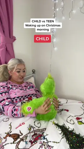 CHILD VS TEEN WAKING UP ON CHRISTMAS DAY👀😭#fyp #childvsteen #foryoupage #british #ukcomedy #relatable #differenttypesofpeople #scottish #typesofpeople #fypシ 