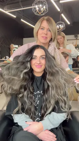 She’s back 😈 #jzstyles #hair #hairappointment #hairstylist #jzstyleshairextensions #hairmakeover #hairextensionspecialist #hairtransformation #utahhair #hairtok #hairextensions #shorthairtolonghair 