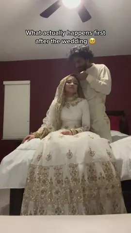 Comment how many pins you think he took out 🥹🙈#wedding #desi #arab #muslimcouple #desiwedding #fyp #foryou #fypシ゚viral 