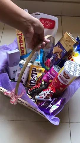 Love to spoil the people i love🤍! #foryoupage #foryoupageofficiall #Foodie #bf #boyfriend #basket #chocolate #giftideas #chittagong #fypdongggggggg #viralvideos #foryou #tiktok 