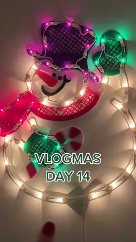 #Contentcreator #fashioncreator #creatorinspo #microinfluencer #Vlogmas #christmasseason #holidayseason #happyholidays #TheRealPussinBoots 
