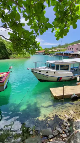 Se liga nessa dica de restaurante na barra da lagoa para vocês conhecerem 😍 Lá no meu perfil do insta eu mostro mais sobre esse lugar! #barradalagoafloripa #lugaresparaconhecer #dicassobrefloripa 