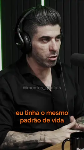 Por APENAS R$21 descubra 21 formas simples de fazer 3000 usando o seu celular📱 acesse o link da bio ⚡ #tcar #inspiracaododia #motivation #motivational #dinheiro #ficarrico #planejar #padraodevida #vida #conselhofinanceiro 