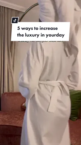 If you start your day with luxury it has a way of attracting more ✨ #LolaChél #luxurylifestyle #luxuryaffirmations #modellifestyle 