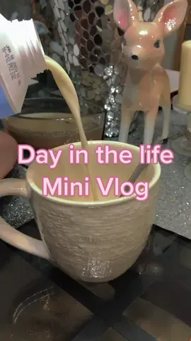 Day in the life mini vlog☺️ i found the perfect coffee and creamer yall☺️ #coffee #dayinthelife #minivlog #filmingday #bathandbodyworks #chobani 