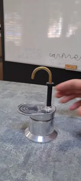 Cafetera moka 1 taza con CAFÉ del BUENO. #cafe #cafetera #barista #cafeina 