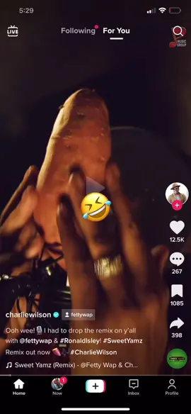 Someone gotta stop this lol. And yeah my phone was dying lol #gettotheyams #funny #imkbfool #viral #joke #tiktok #fyp