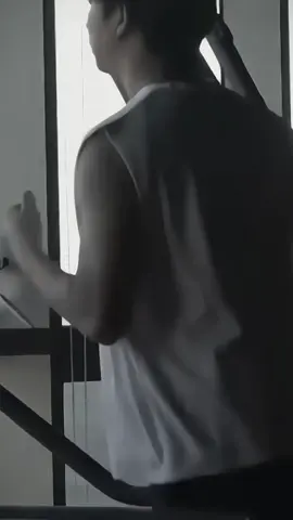 Namjoon yang nge-gym aku yang ngos²an😭😭 gak kuat liat Namjoon begini #namjoon #rm #foryou #fyp 