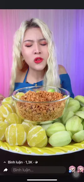 Hạt muối to, giòn, xốp khó mà cưỡng lại được😋 Mời các bạn cùng thưởng thức nha#Muoitomnhuy #ancungtiktok #tocvanghoe 