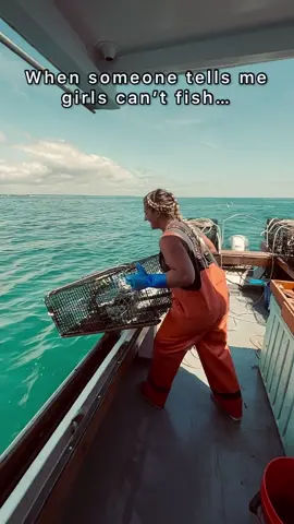 I think it bothers people when you’re not out there looking to be accepted by everyone. You’re just doing you, and minding your business. People hate that. #beyourselfalways #lobsterfishing #lobstering #commercialfishing #stripedbassfishing #bigbass #monsterfish #girlsthatfish #newhampshire #eastcoast #northatlanticocean #fisherwoman #fisherman #nh #fishingvideos 