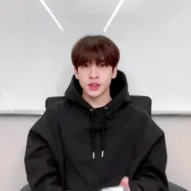 i woke up in a cold sweat to this live starting /srs #cravity #크래비티 #allenma #allen #cravityallen #runtime 