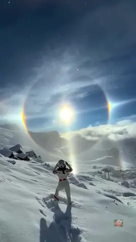 I heard that seeing a halo is a very lucky thing. I wish you all the best#scenery#natural#solarhalo, #sun 