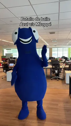 Quién gana esta batalla de baile? #MonosDelBci 