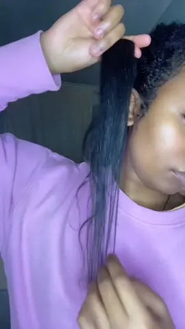 #hairtutorial #blowdryer #revlononestep #reviewingproducts #naturalhairtiktok 