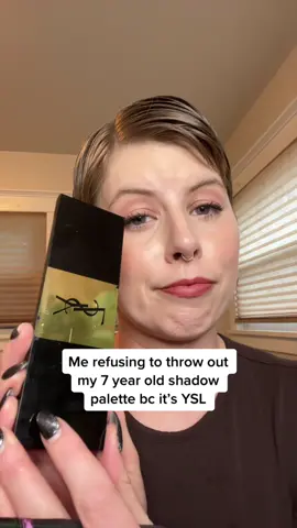 All the new stuff i get goes into my makeup kit for my clients 😭 #makeupartistproblems #makeup101 #makeuphack 