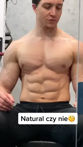 Natural czy nie panowie eksperci?😜 #gym #fyp #fy #foryoupage #fypシ #bodybuilding #body 