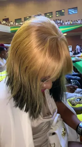 #abonnetoi❤️❤️🙏 #dapaong @Syba dreams notre trophée 💯. Maquillage la maison Syba dreams 