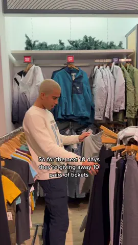 🫶🏽#UltimateConcertSweeps #Partner NO PURCHASE NECESSARY. 16+ in 50 U.S./DC and PR. Void where prohibited. Ends 12/24/22. Rules: https://bit.ly/3Wj81Ra