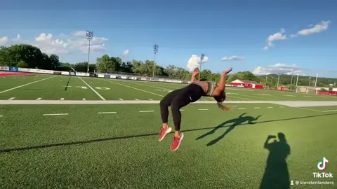 Someone try out this challenge ♥️ #challenge #tiktokchallenge #tumbling #workout #Fitness #fyp #foryou 