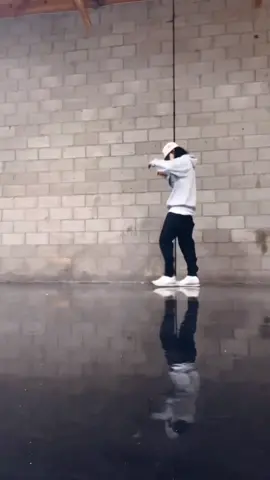 “Her way” by PARTYNEXTDOOR  Inside NUD studio loft #film #production #az #studio #fyp #choreograph #dance 