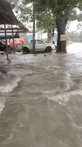 น้ำท่วม ปาลัส ถนน42  18/12/65   #น้ําท่วมถน 